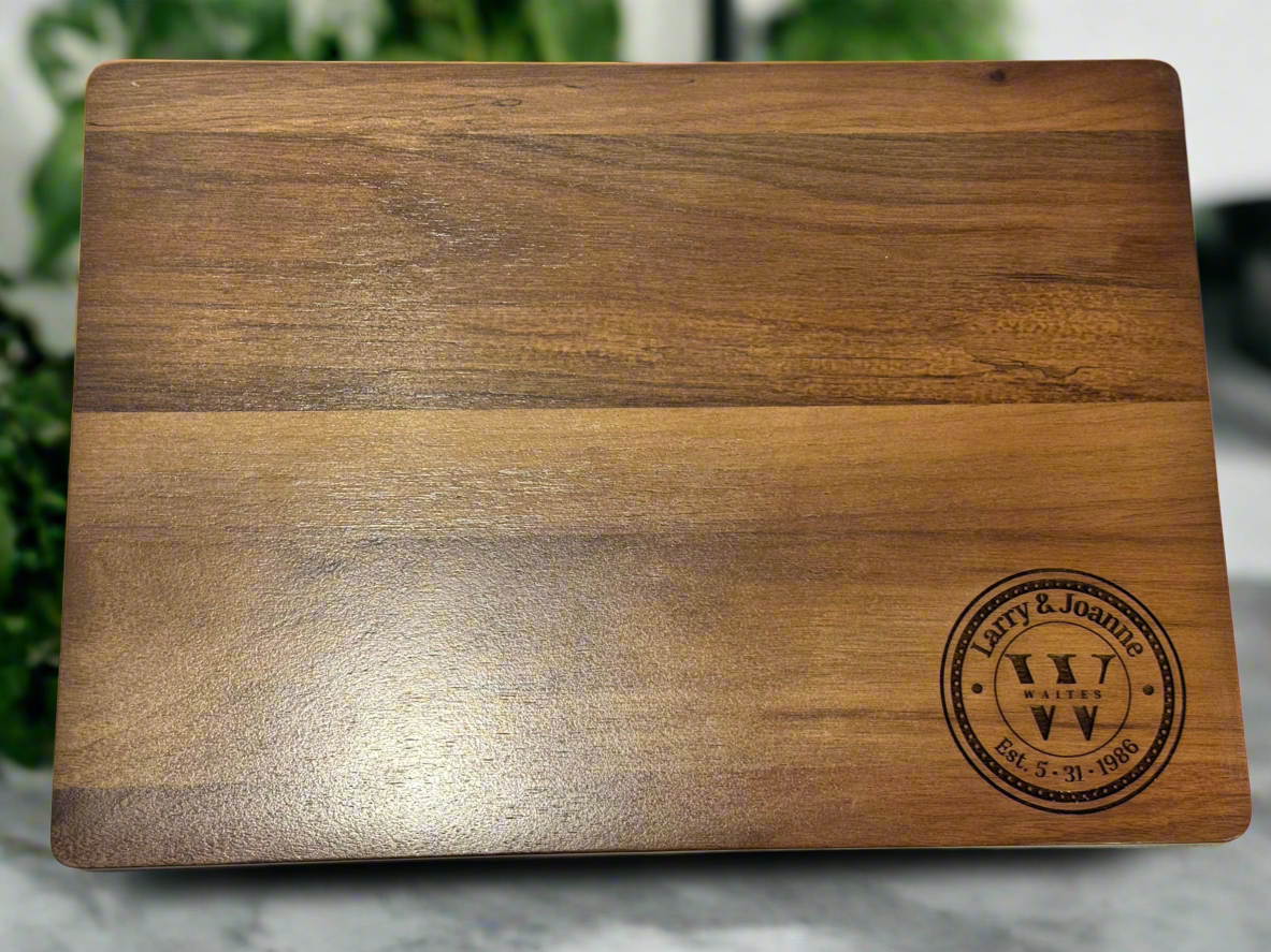 Custom Engraved Walnut Cutting Board – Premium Hardwood Kitchen Essential