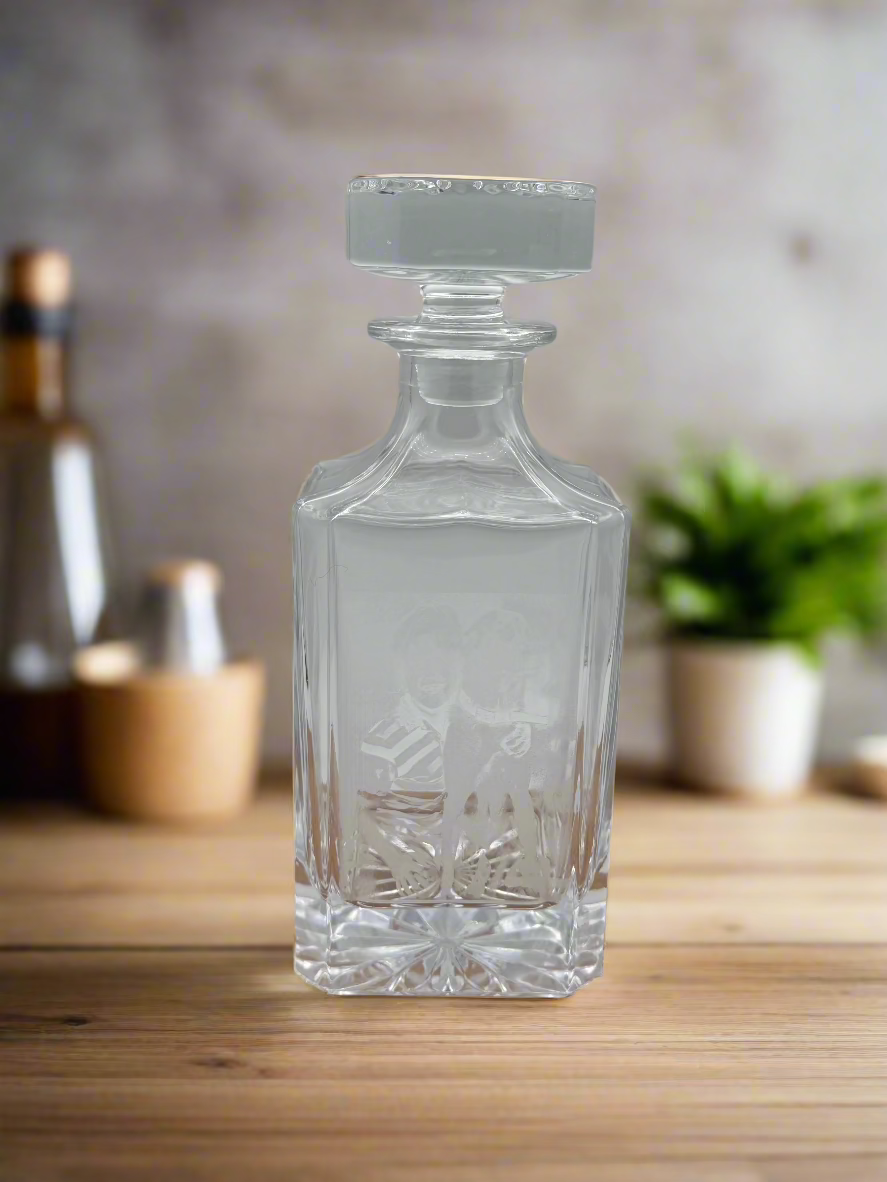Custom 750ml Whiskey Decanter - Personalized Glass Decanter with Family Portrait - Perfect Holiday Gift